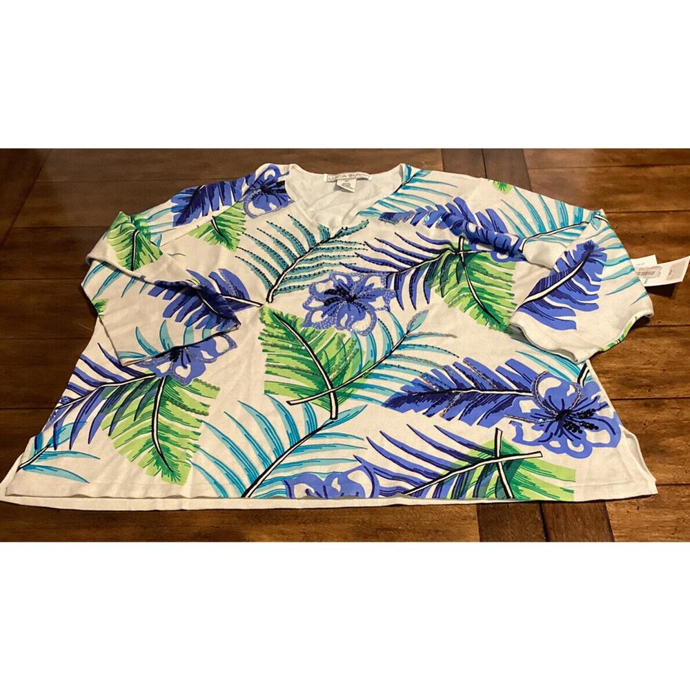 Lucia Burns 3xl 3/4 Sleeve v neck  Floral Sequence